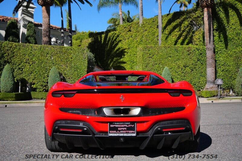 2025 Ferrari 296 GTS