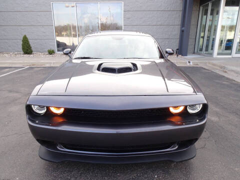 2016 Dodge Challenger R/T Plus Shaker