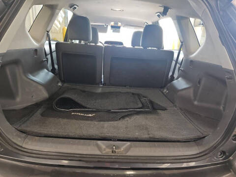2013 Toyota Prius v Three