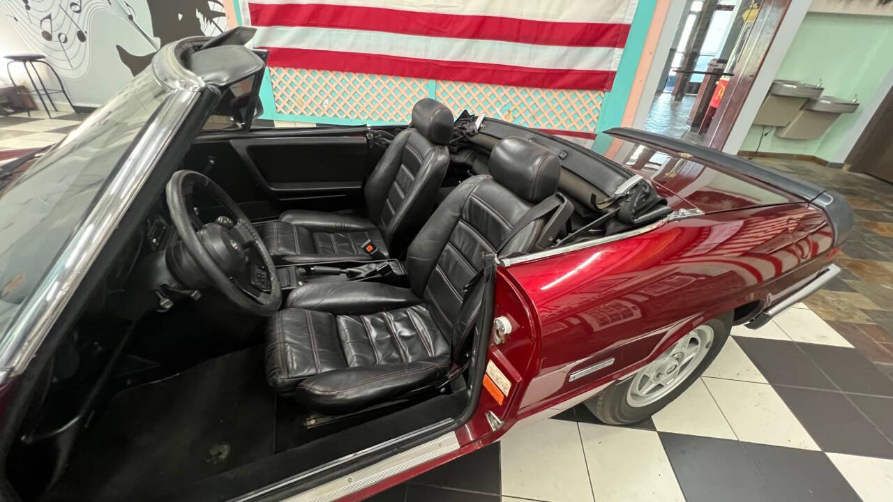 1986 Alfa Romeo Spider 29