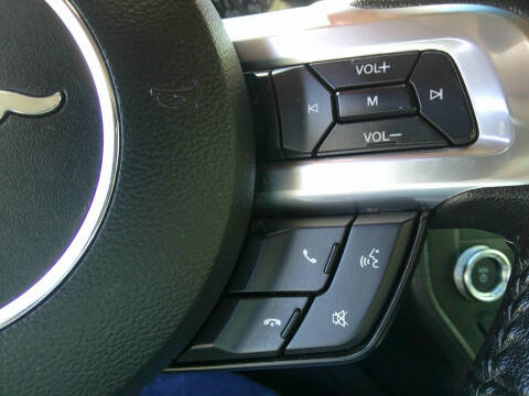 2017 Ford Mustang V6