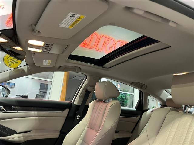 2019 Honda Accord Hybrid Touring