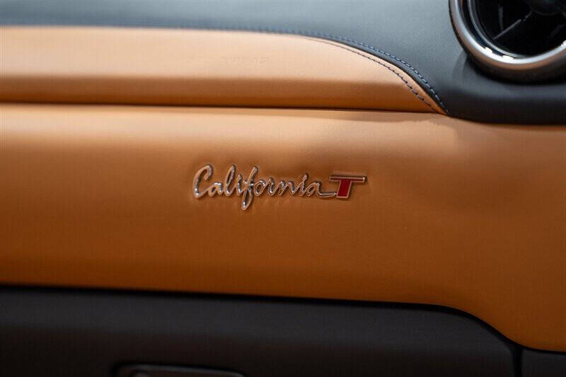 2016 Ferrari California T