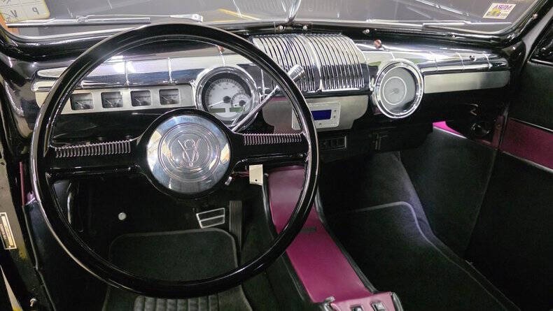 1942 Ford Super Deluxe