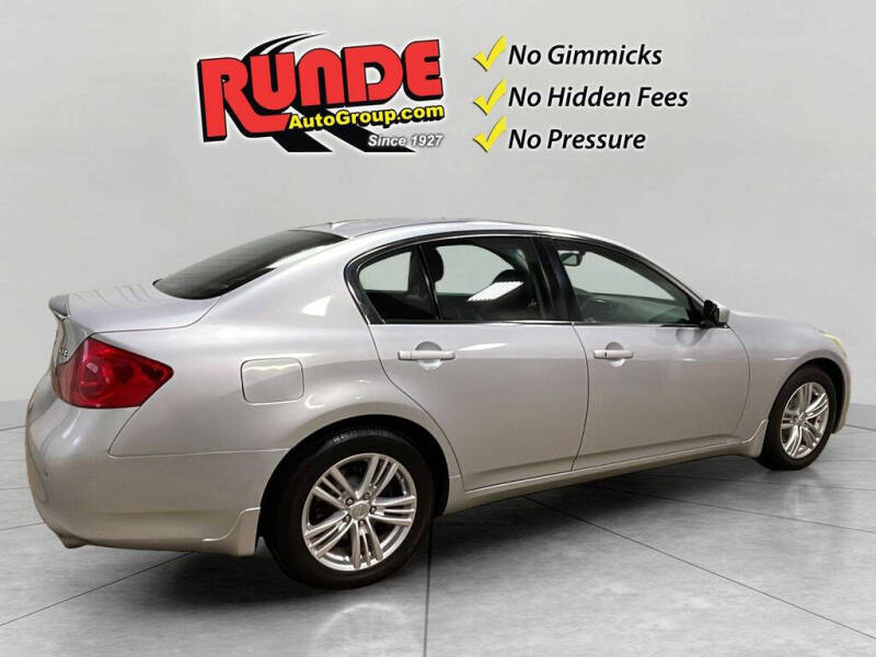 2013 Infiniti G37 Sedan x