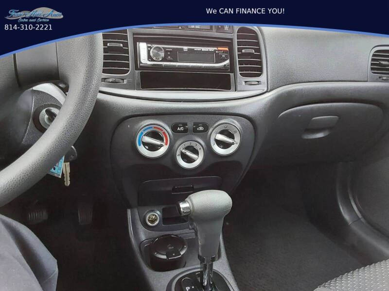 2010 Hyundai Accent GS
