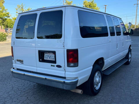 2012 Ford E-Series E-350 SD