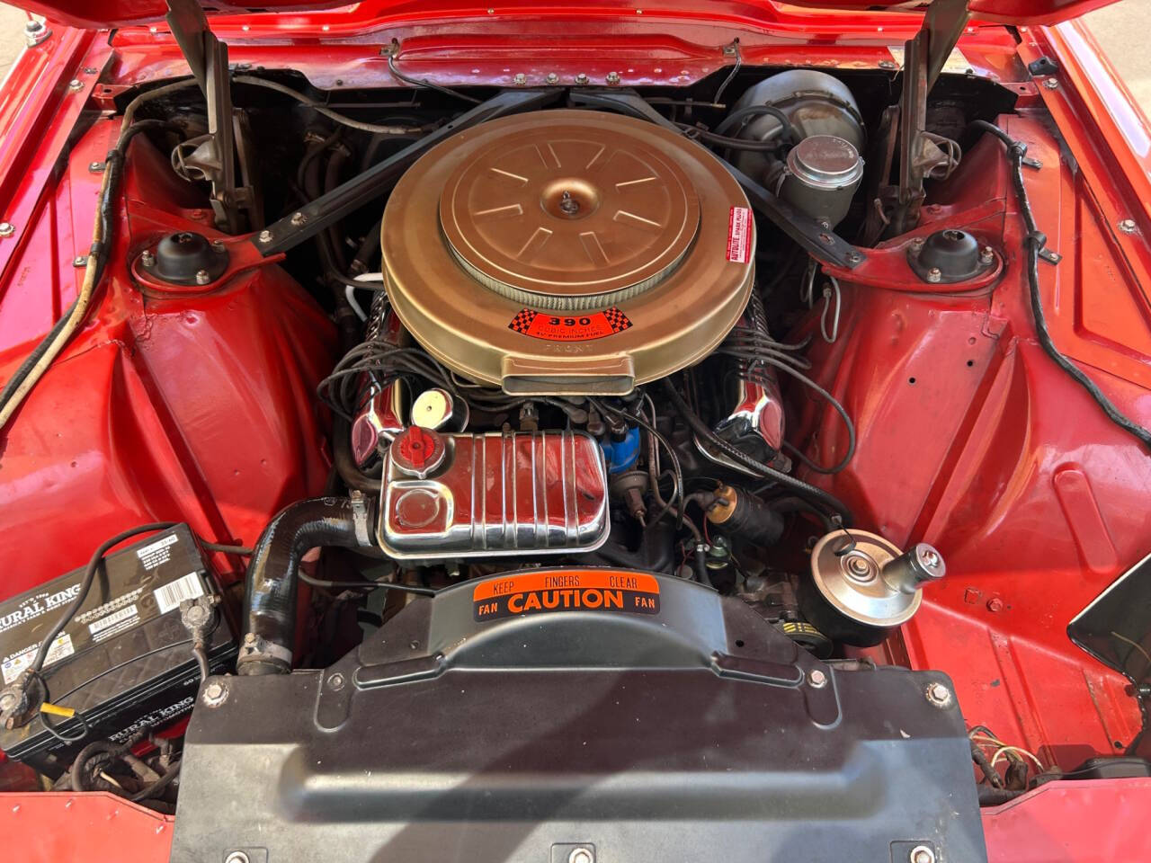 1965 Ford Thunderbird 31