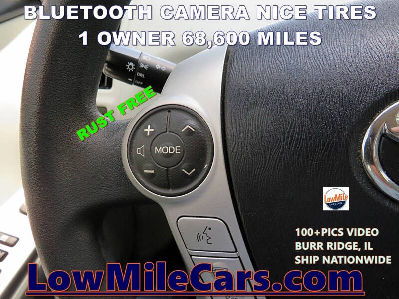 2014 Toyota Prius v Two