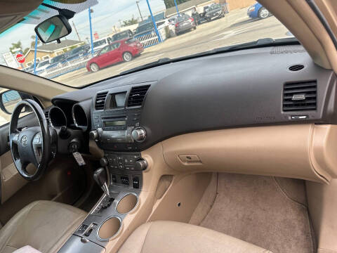 2009 Toyota Highlander Sport