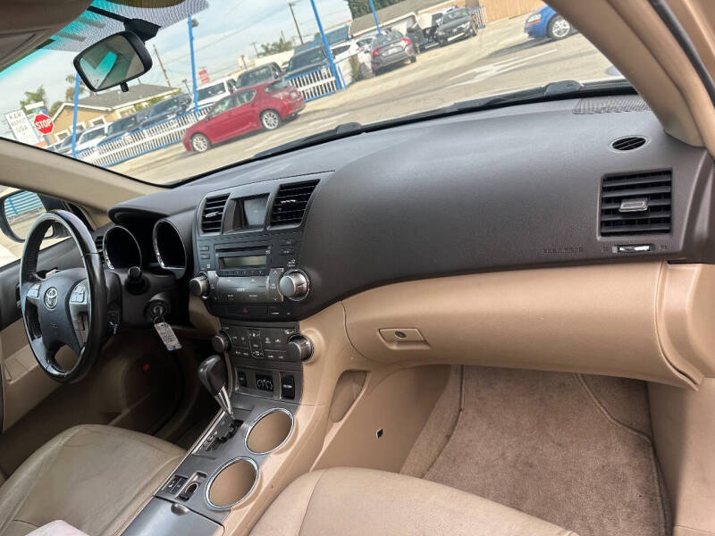 2009 Toyota Highlander Sport