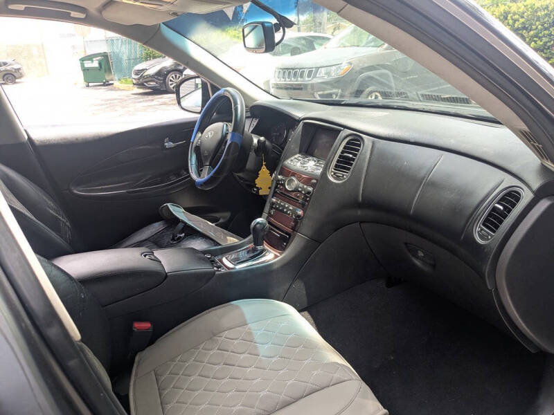 2013 Infiniti EX37 Journey