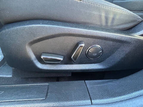 2020 Ford Fusion Hybrid SE