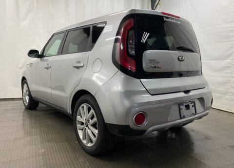 2018 Kia Soul +