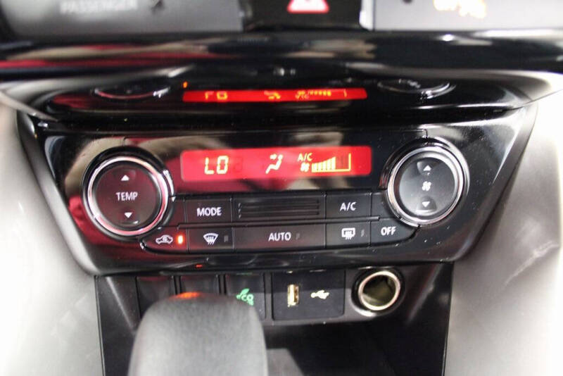 2020 Mitsubishi Eclipse Cross ES