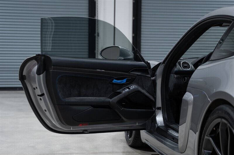 2020 Porsche 718 Cayman GT4