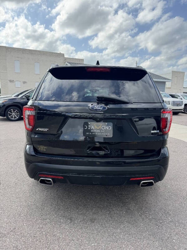 2016 Ford Explorer Sport