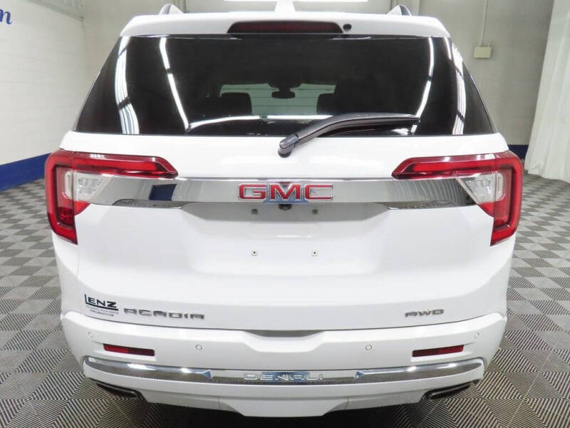 2020 GMC Acadia Denali