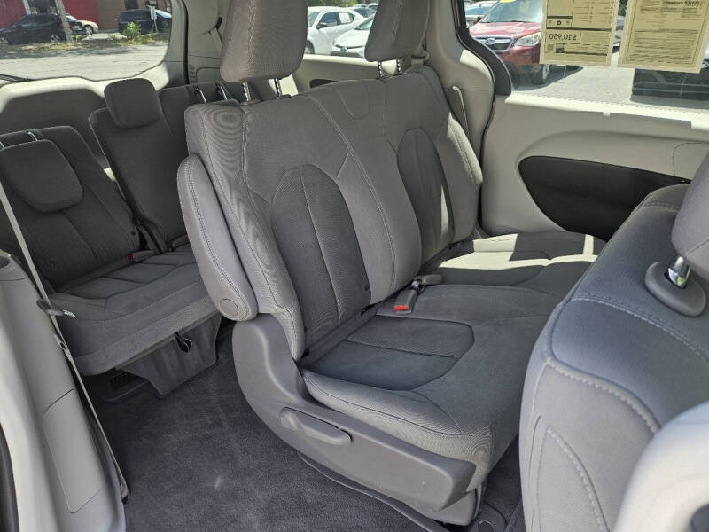 2018 Chrysler Pacifica L