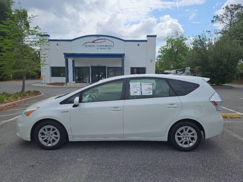 2012 Toyota Prius v Three
