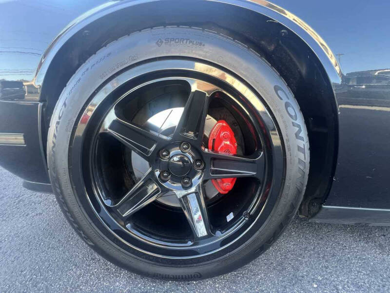 2009 Dodge Challenger SRT8