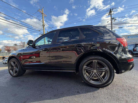 2012 Audi Q5 3.2 quattro Premium Plus
