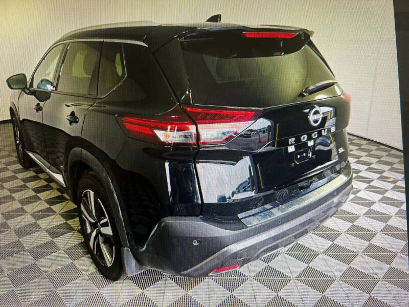 2023 Nissan Rogue SL