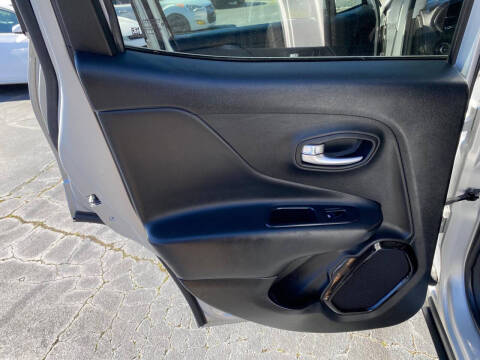 2017 Jeep Renegade Altitude