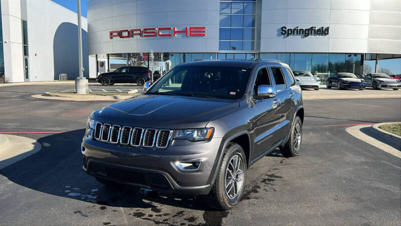 2017 Jeep Grand Cherokee for sale at Napleton Autowerks in Springfield MO