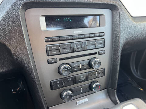 2012 Ford Mustang V6 Premium