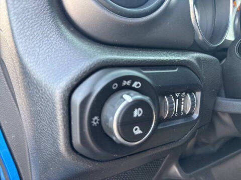 2022 Jeep Gladiator Sport