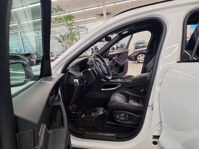 2018 Jaguar F-PACE S