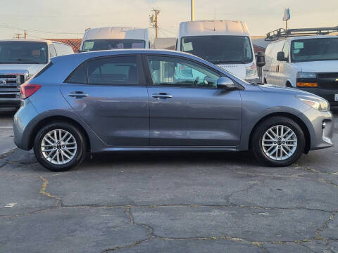 2018 Kia Rio 5-Door EX