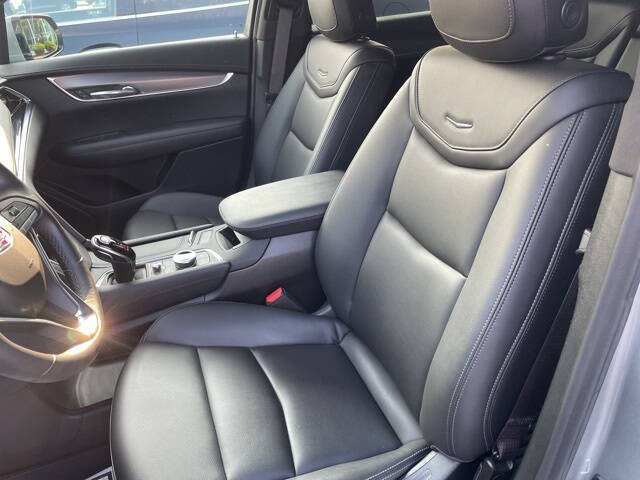 2023 Cadillac XT6 Luxury