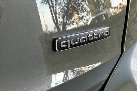 2020 Audi Q3 quattro S line Prem Plus 45 TFSI