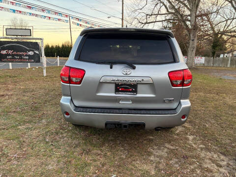 2013 Toyota Sequoia SR5