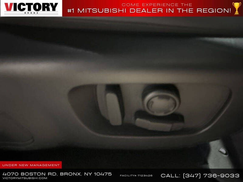 2022 Land Rover Range Rover Velar P250 R-Dynamic S