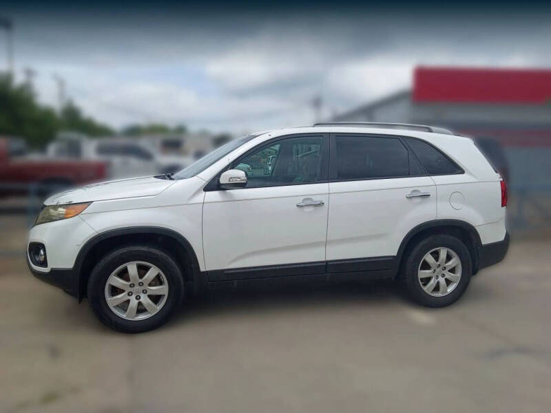 2011 Kia Sorento LX