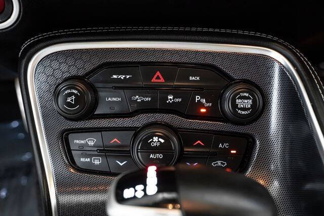 2016 Dodge Challenger SRT 392