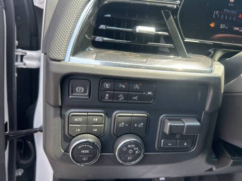 2025 Chevrolet Tahoe RST