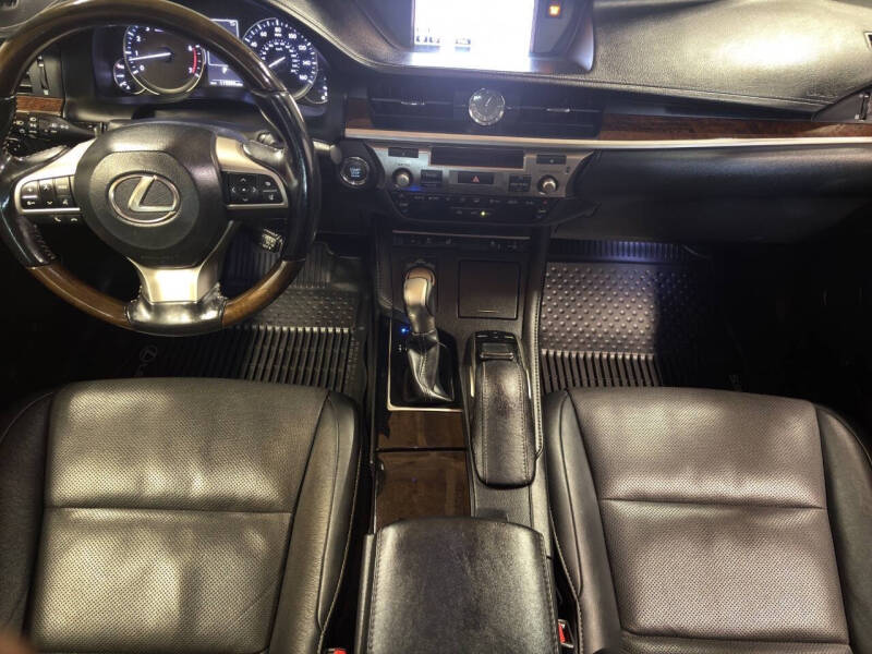 2016 Lexus ES 350