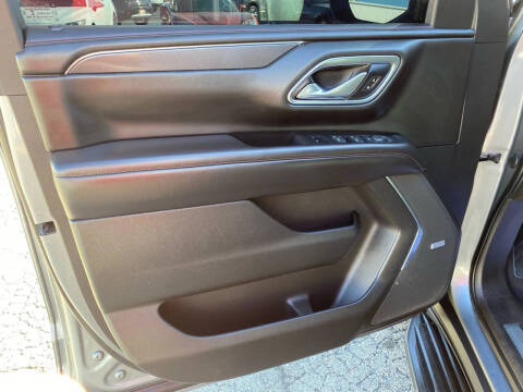 2021 Chevrolet Suburban RST