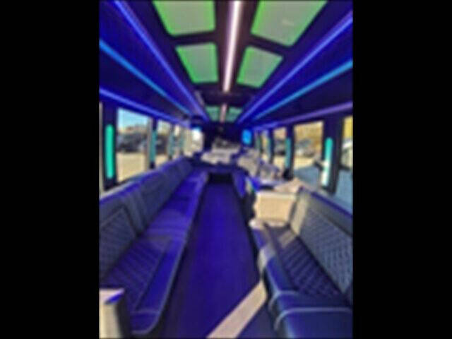 2013 Ford Econoline's photo