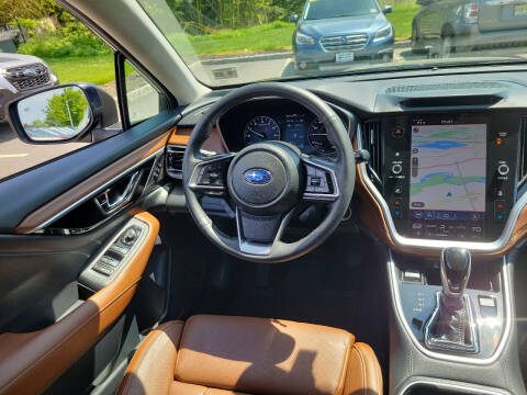 2022 Subaru Outback Touring