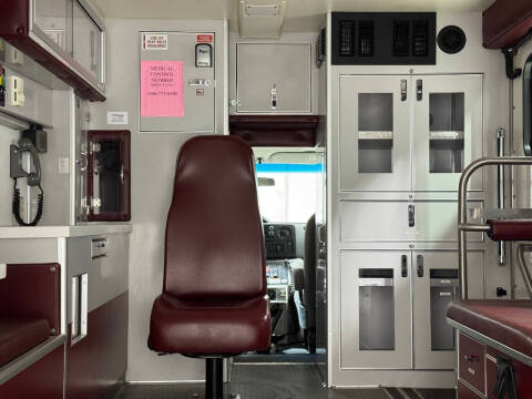 2010 Ford E-Series E-450 SD