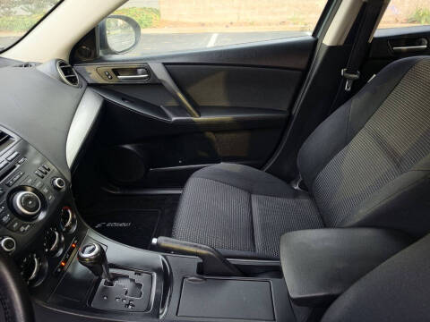 2012 Mazda MAZDA3 i Touring