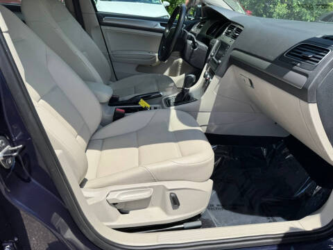 2016 Volkswagen Golf