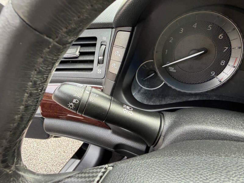 2015 Infiniti Q70L 3.7