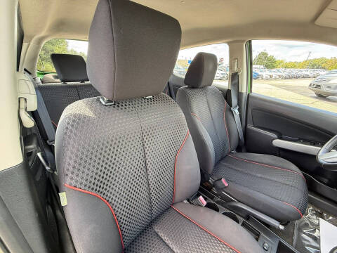 2012 Mazda MAZDA2 Touring