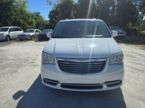 2014 Chrysler Town and Country Touring